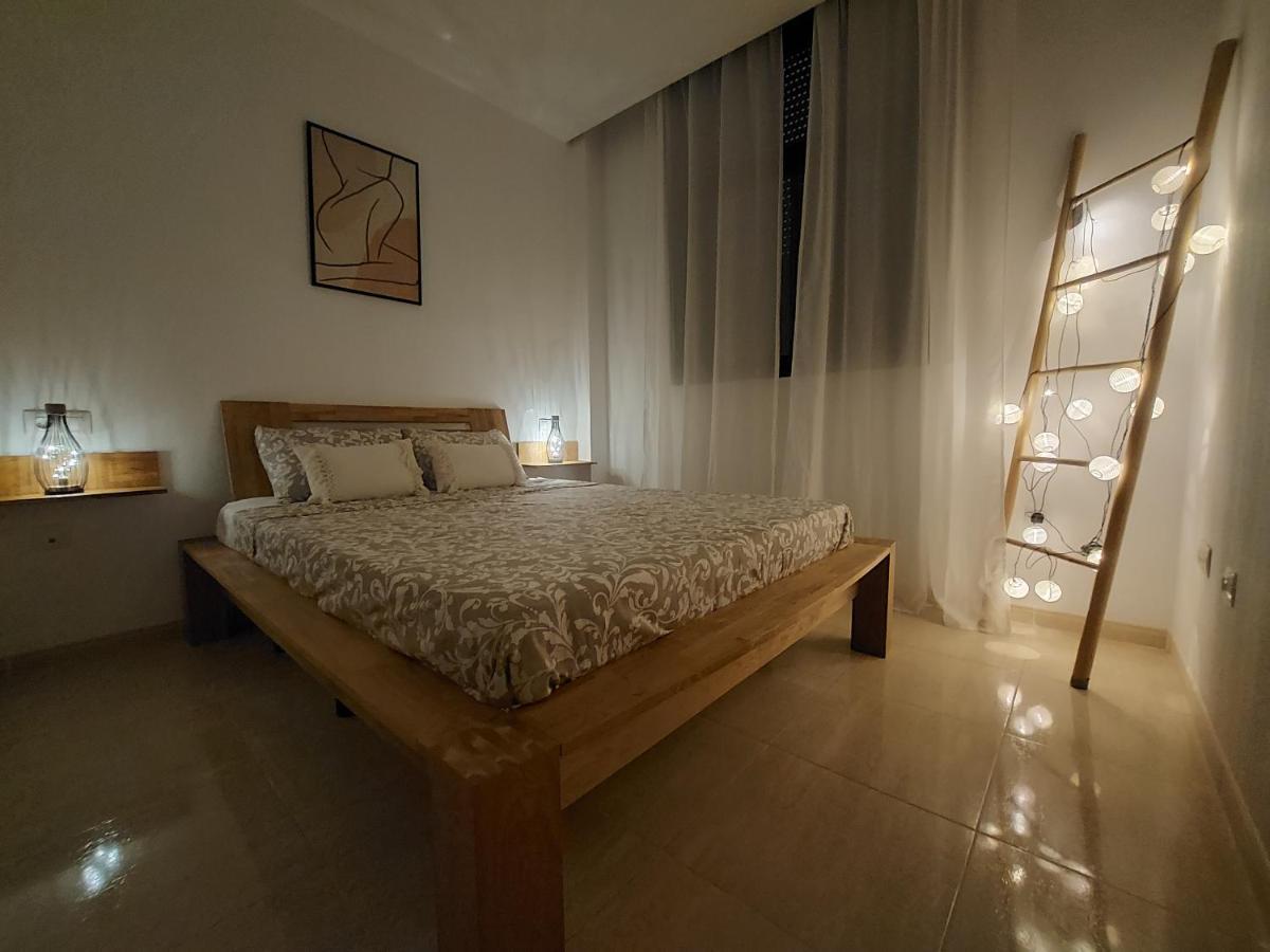 Apartamento En Residencial Con Piscina 엘 캄펠로 외부 사진