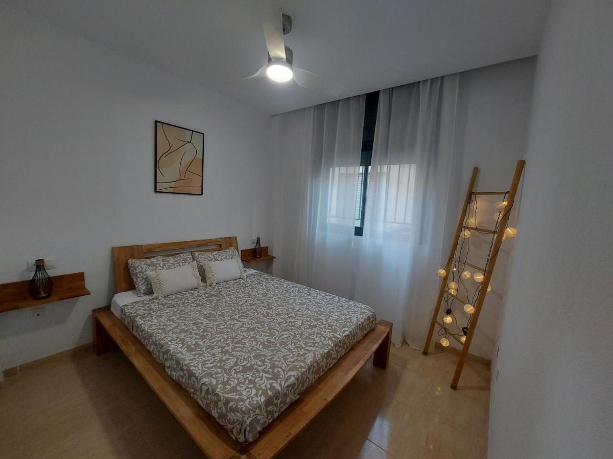 Apartamento En Residencial Con Piscina 엘 캄펠로 외부 사진
