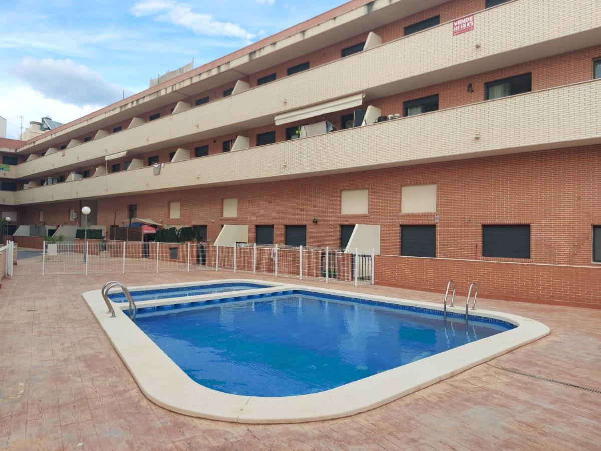 Apartamento En Residencial Con Piscina 엘 캄펠로 외부 사진